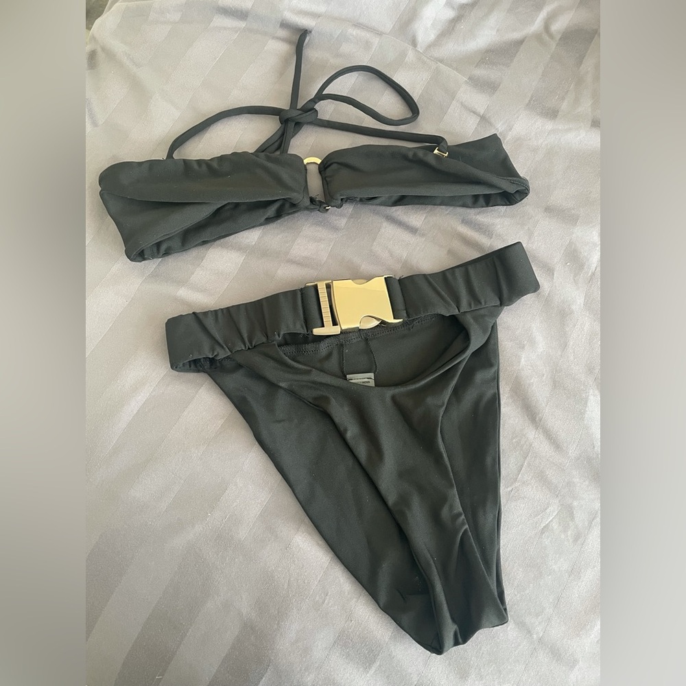 Sexy black bikini never worn!